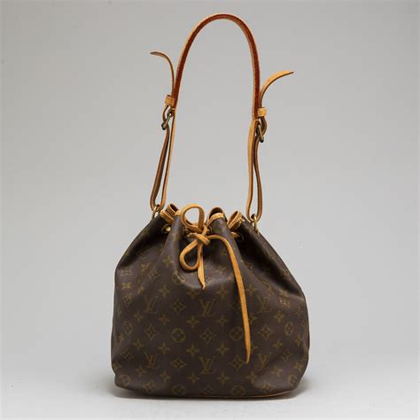 louis vuitton petit sac noé monogram|lv noe bucket bag.